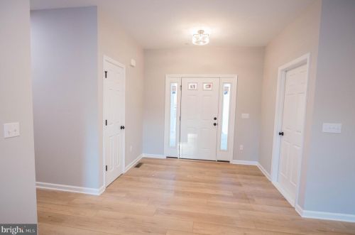 10676 Stewart Nck Rd, Princess Anne MD 21853-2816 exterior