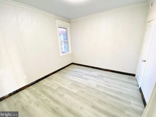 3239 Cottman Ave, Philadelphia PA 19149-1605 exterior