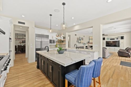 2440 Bronzewood Dr, Tustin CA  92782-4321 exterior