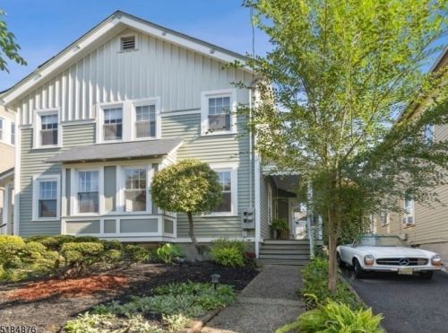 35 Portland Pl, Montclair, NJ 07042-2821