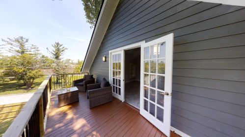 596 Euclid Ave, Elmhurst IL  60126-4336 exterior