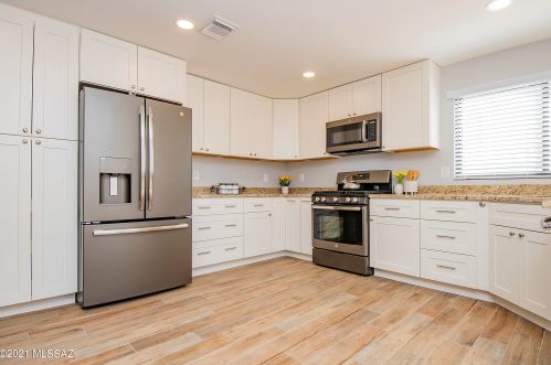 8302 3 St, Tucson AZ 85711-1518 exterior