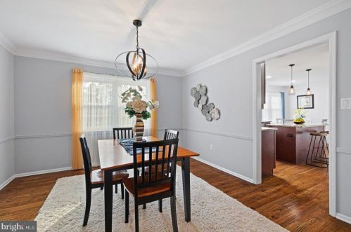 1 Fieldston Rd, Princeton NJ 08540-6453 exterior