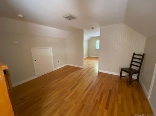 151 Salem Rd, Ridgefield CT 06877-3122 exterior