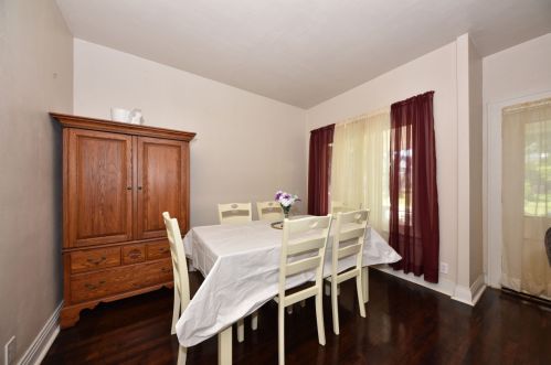 2658 12th St, Milwaukee WI 53215-3334 exterior