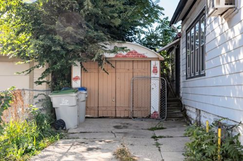 1113 Madison St, Milwaukee WI 53204-2218 exterior