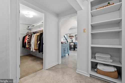 7504 Picnic Wood Rd, Middletown MD 21769-8223 exterior