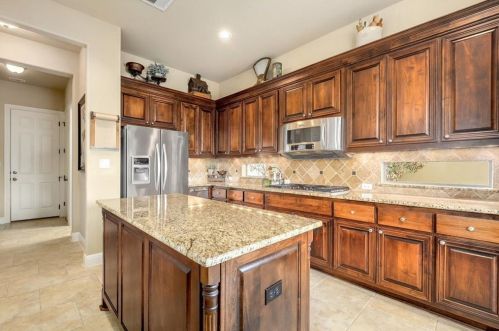 309 Emerald Rdg Dr, Austin TX 78732-1235 exterior