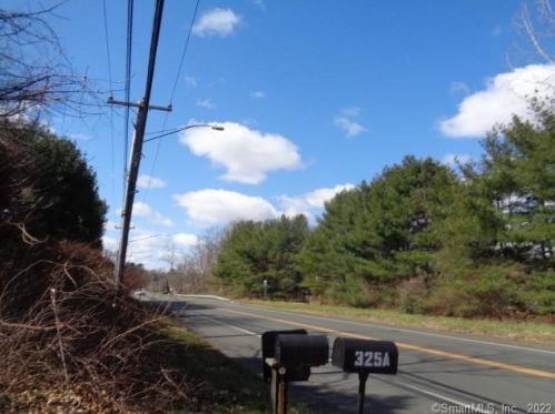 327 Scott Swamp Rd, Farmington CT 06032-3415 exterior