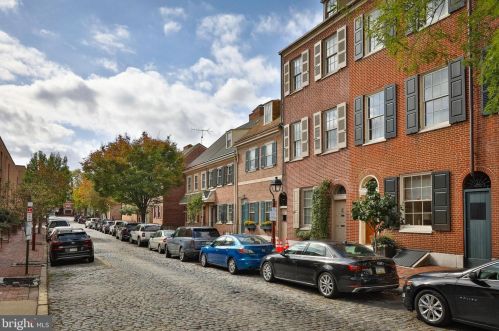 302 2nd St, Philadelphia PA 19148-1945 exterior