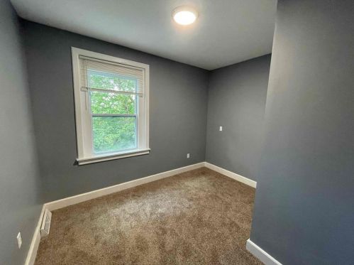 426 Marshall Ave, Pittsburgh PA 15214-3022 exterior