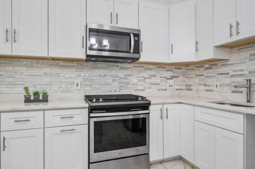 236 Dinwiddie St, Pittsburgh PA 15219-3335 exterior