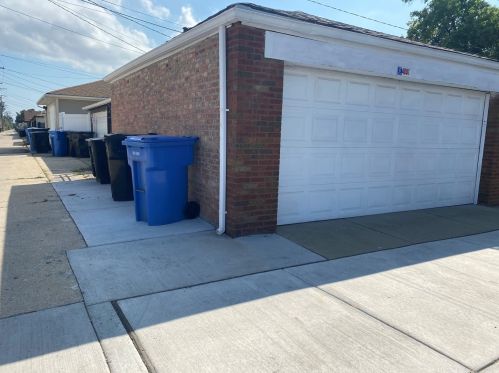 4801 La Crosse Ave, Chicago IL  60638-2118 exterior