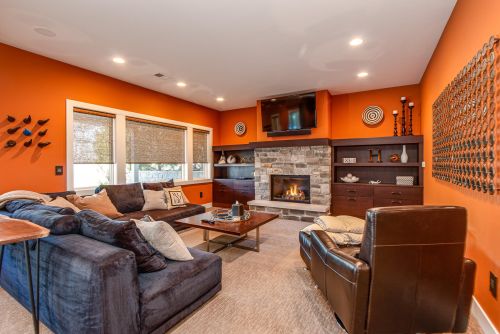 1883 Tall Pne Dr, Grand Rapids MI exterior