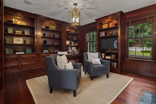 120 Pecksland Rd, Greenwich CT 06831-3650 exterior