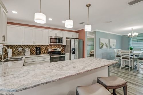 629 95th Ave, Naples FL 34108-2454 exterior