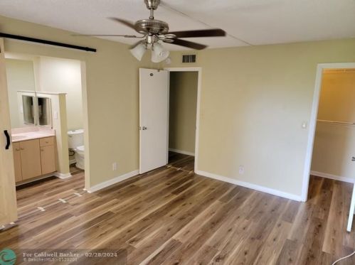 9355 8th St, Boca Raton FL 33428-6800 exterior