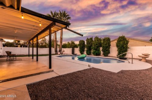 6501 20th Ave, Phoenix AZ  85015-1504 exterior