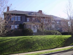 12 Beechcroft Rd, Newton, MA 02458-2404