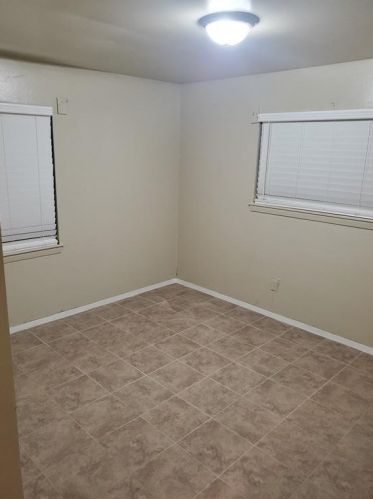 1122 3rd St, Hempstead TX  77445-5517 exterior