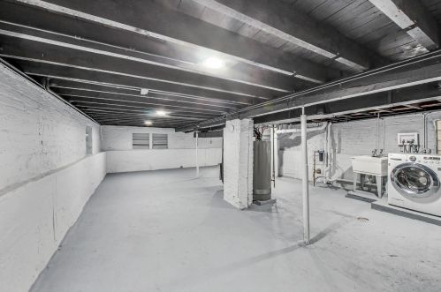 2623 Monticello Ave, Chicago IL 60618-5321 exterior