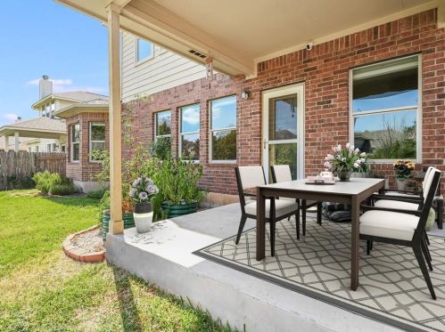 9609 Castle Pines Dr, Austin TX 78717-3898 exterior