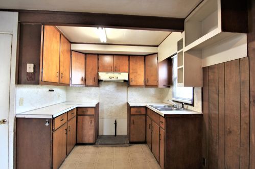 1980 Smith St, Meskegon MI  49442-5658 exterior