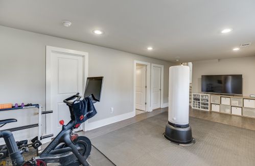 1485 Harts Mill Rd, Atlanta GA  30319-1824 exterior