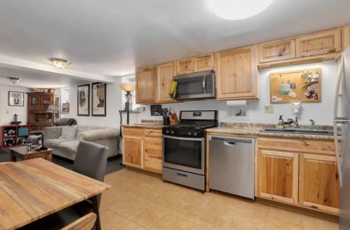 2639 Armitage Ave, Chicago IL 60707-3320 exterior