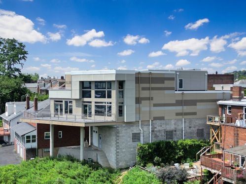 1717 Lowrie St, Pittsburgh PA  15212-4333 exterior