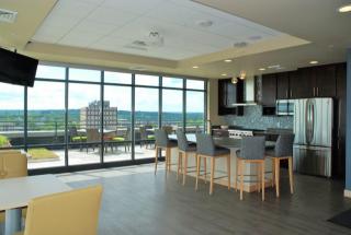 619 Segoe Rd, Madison WI  53705-1022 exterior