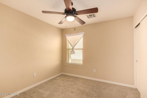 7618 Desert Overlook Dr, Tucson AZ  85710-8164 exterior