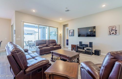 1122 Nolan Pl, Chandler AZ 85249-3345 exterior