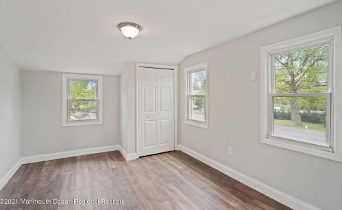 170 Memorial Pkwy, Atlantic Highlands NJ  07716-1655 exterior