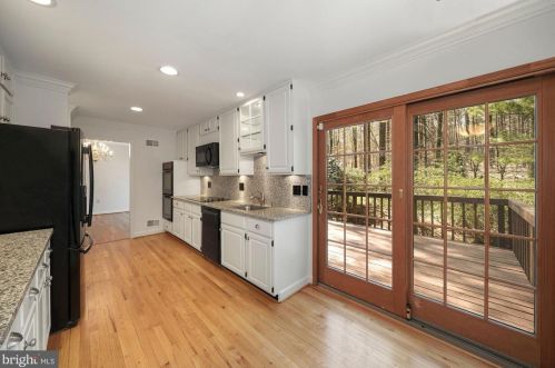 10618 Great Arbor Dr, Rockville MD 20854-4220 exterior