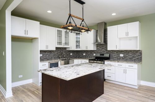 9211 Normal Ave, Chicago IL 60620-2327 exterior