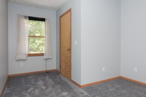 5555 2 St, Kalamazoo MI 49009-8576 exterior