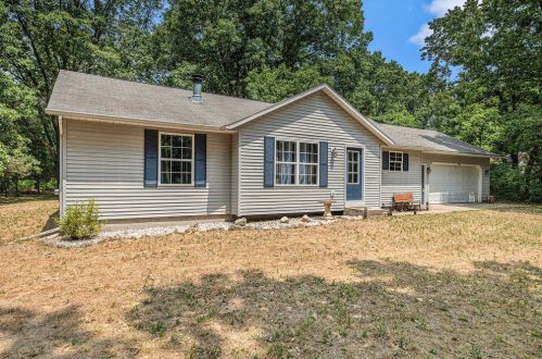 3681 118th Ave, Allegan MI  49010-9448 exterior