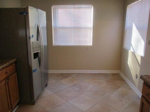 7025 Birling Dr, Atlanta GA 30349-4708 exterior