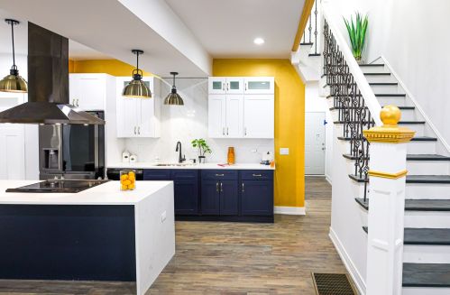 2720 Monroe St, Chicago IL  60612-2823 exterior