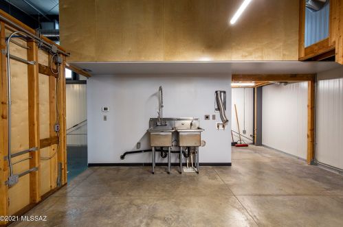 3518 Country Clb Rd, Tucson AZ 85716-1078 exterior