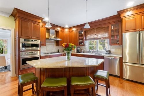 36 Stanley Rd, Newton, MA 02468-2338