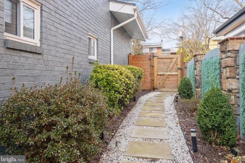 7409 9th St, Washington DC  20012-1701 exterior