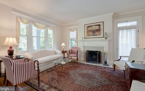 3928 Livingston St, Washington DC 20015-2921 exterior