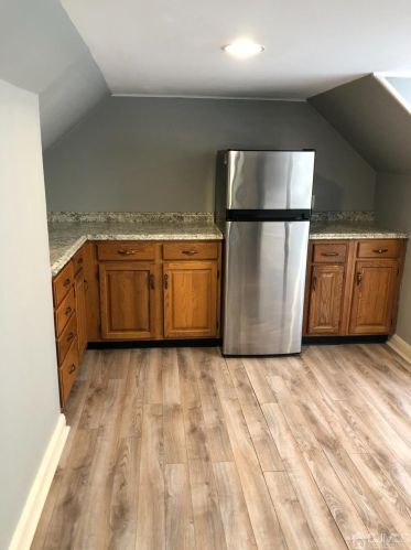 25 Upland Ave, Metuchen NJ  08840-2127 exterior