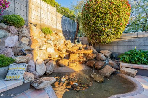 6413 31st St, Phoenix AZ 85008-1127 exterior