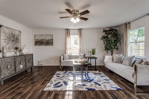 11424 Fernald Ave, Dallas, TX 75218-1514