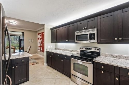 34 Cypress Vw Dr, Naples FL 34113-8008 exterior