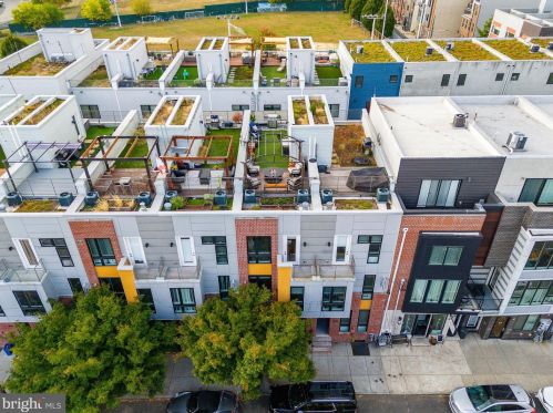 1846 Frankford Ave, Philadelphia PA  19125-2415 exterior