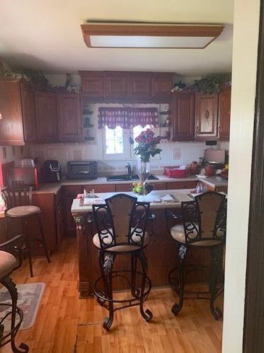 6502 Medford Ave, Milwaukee WI 53218-4837 exterior